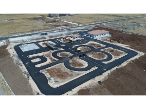 Şanlıurfa’da Çocuk Trafik Eğitim Park Yapımı Sürüyor