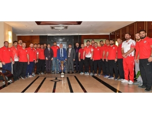 Aski Spor Kulübü Yağlı Güreşçileri Kırkpınar Yolcusu