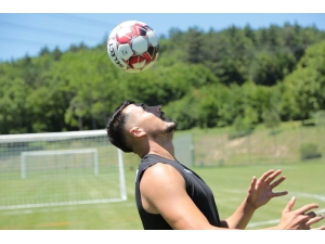 Yeni Malatyaspor’un Yeni Golcüsü Jahovic Geçen Sezonki Form Düşüklüğünün Nedenini Açıkladı