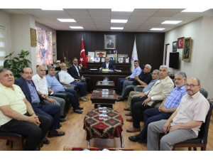 Başkan Kuş Esnafın Sorun Ve Taleplerini Dinledi