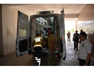 Suriye’den Dönen Askeri Araç Kaza Yaptı: 2 Asker Yaralı