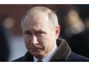 Putin, Inf’yi Resmen Askıya Aldı