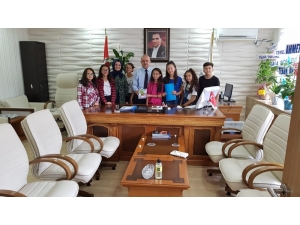 Masal Ağacı Kitabının Mimarları İlçe Milli Eğitim Müdürü Mahmut Demir’i Ziyaret Ettiler