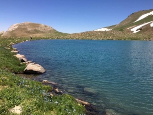 Karların Yeni Eridiği Göl Manzarası İle Hayran Bıraktı