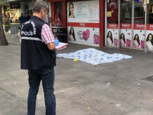 Eşi Ve Bebeğinin Önünde Öldürüldü