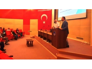 Rektör Gören: Öğrencilerimizin Hayatlarını Kolaylaştırmak İçin Çalışıyoruz