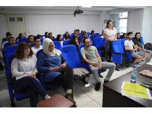 Pamukkale Belediyesi Yabancı Dil Öğretiyor
