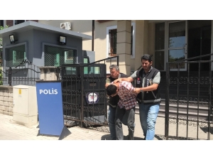 Taksiciyi Bıçakla Gasp Eden Şahıs Yakalandı