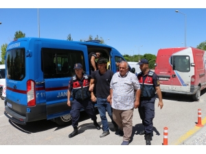 Üzerine Traktör Sürülen Genç Öldü, Babası Yaralandı