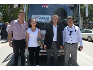 Başkan Yardımcısı Gürses, Hacı Adaylarını Uğurladı