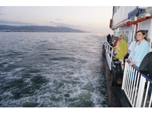 Başkan Hürriyet, Emeklileri Mehtap Turuna Çıkardı