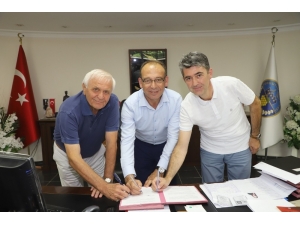 Neriman Gürel Sağlık Ocağı’nda Protokol İmzaları Atıldı