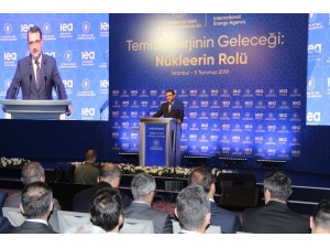 Bakan Dönmez: "İleri Teknoloji Alanlarda Söz Sahibi Olmak İçin Nükleer Enerjiyi Türkiye’ye Getirmek Zorundayız"
