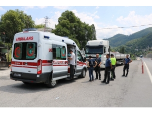 Direksiyon Başında Baygınlık Geçirince Polis Kontrol Noktasına Sığındı