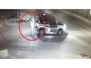 Birlikte Kaldığı Kuzenin Cipini, Sevgilisiyle Böyle Çaldı