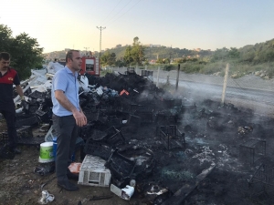 Alaplı’da Geri Dönüşüm Deposunda Korkutan Yangın