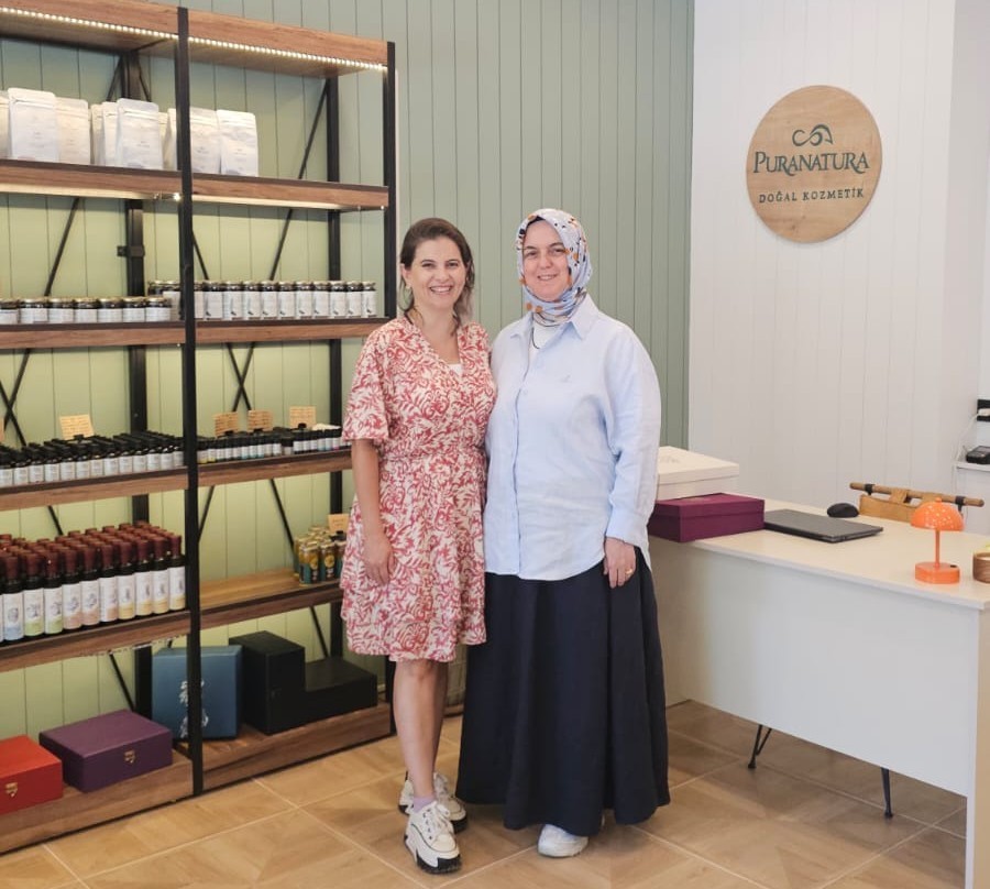 tibbi-ve-aromatik-bitkilerde-katma-degerli-uretime-yakin-takip
