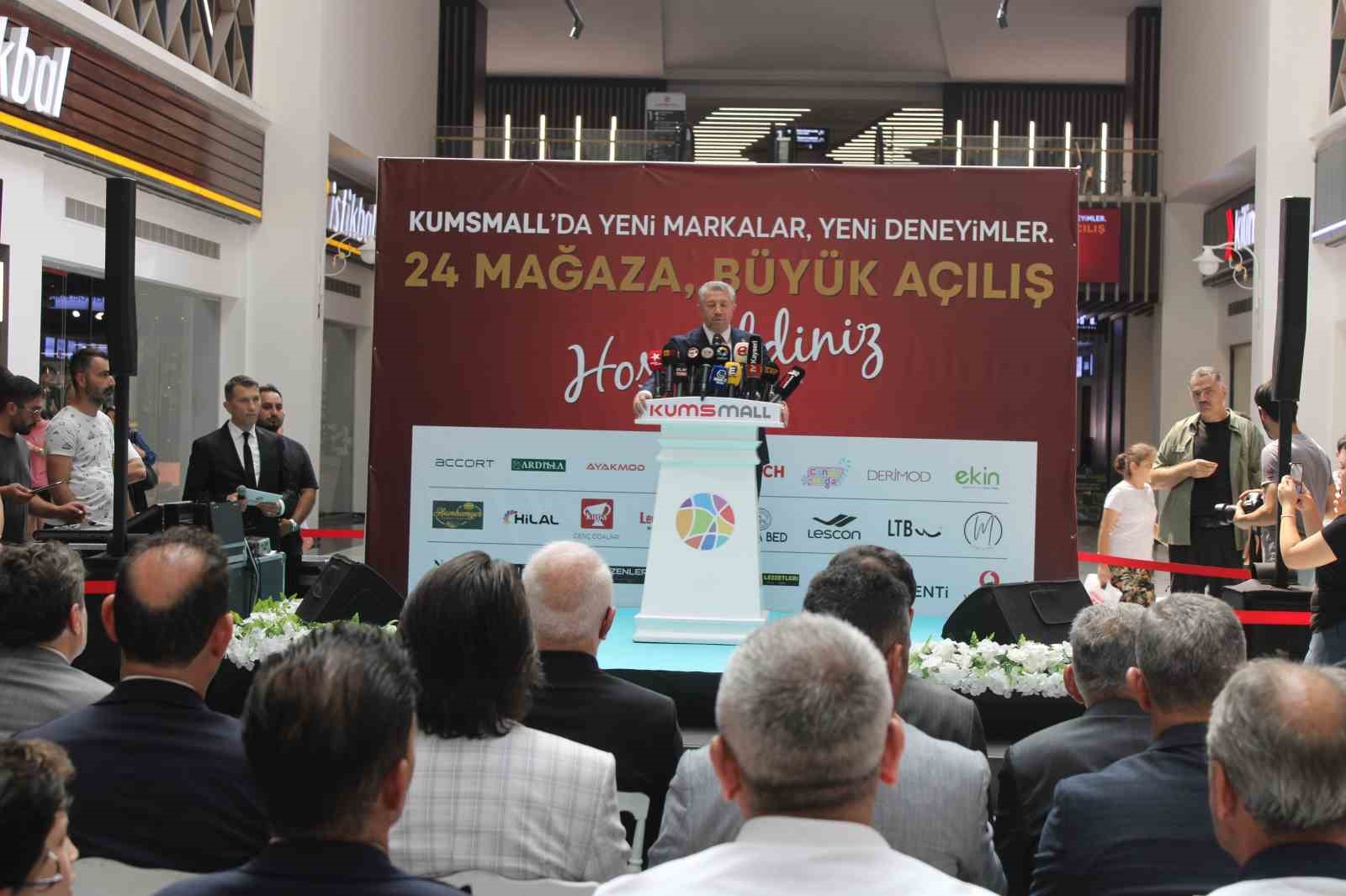 kumsmall-avm-de-24-yeni-magaza-acildi