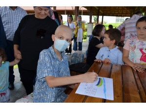 Hayallerindeki Hastane Bahçesini Çizdiler