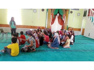 Burhaniye’de Kur’an Kursu Öğrencilerine Sağlık Eğitimi