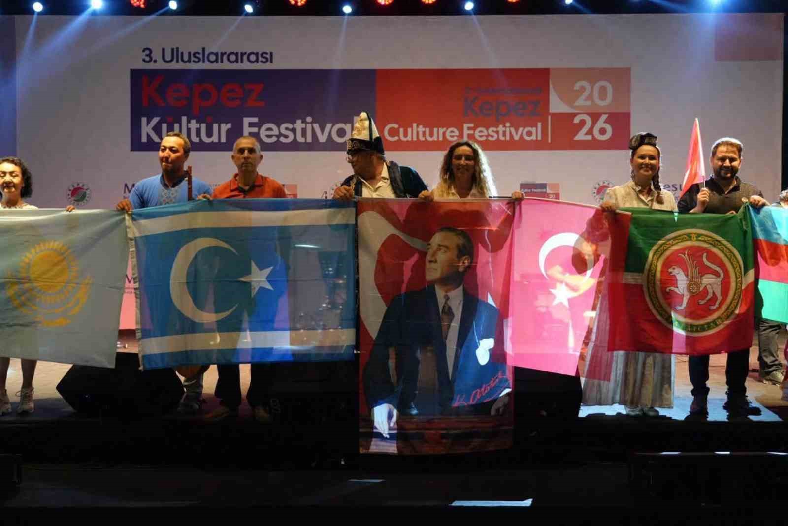 3-uluslararasi-kepez-kultur-festivali-coskuyla-tamamlandi