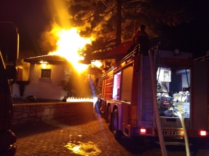 Mutfakta Çıkan Yangın Sonları Oldu: 2 Ölü