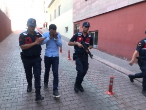 Kablo Hırsızları Yakalandı