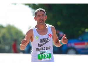 Ahmet Bayram Yine Madalyayla Döndü