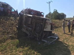 Gümüşhane’de Trafik Kazası 1 Ölü, 18 Yaralı