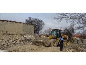 Eskişehir’de Metruk Binalarla Mücadele Sürüyor