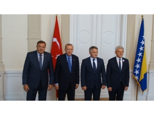 Cumhurbaşkanı Erdoğan, Bosna Hersek Devlet Başkanlığı Üçlü Konseyi Üyeleri İle Bir Araya Geldi