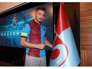Trabzonspor’da Donis Avdijaj Ve Ahmet Baha Bilgin İle Sözleşme İmzalandı