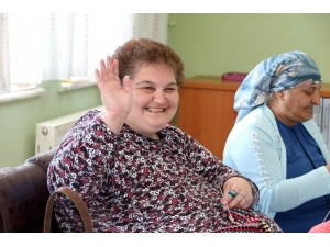 En Büyük Hayali Fazla Kilolarından Kurtulup Özgürce Yürümek