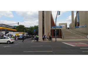 Almanya’da Camiye Bomba İhbarı