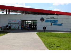 Cankurtaran, Gölete Giren Suriyeli Genci Boğulmaktan Son Anda Kurtardı