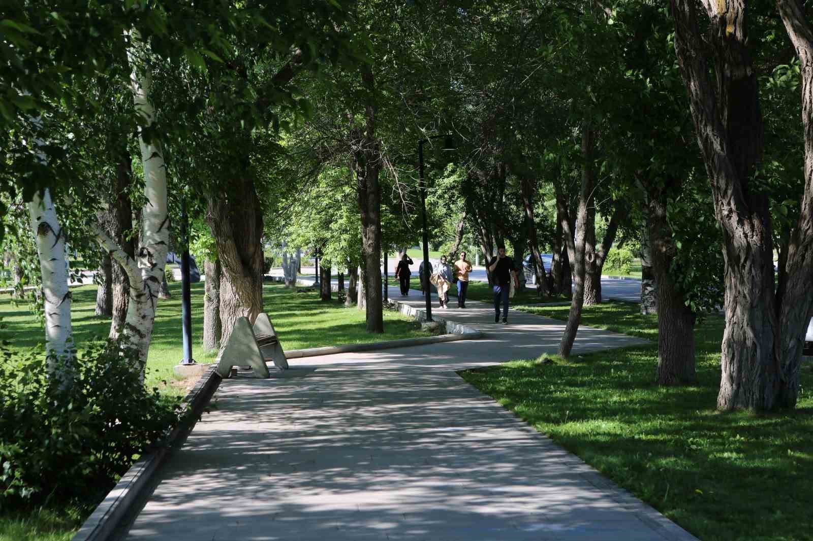 ataturk-universitesi-yesil-kampus-vizyonuyla-dunyanin-en-iyileri-arasinda