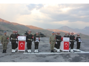 Hakkari’de Şehitleri Uğurlama Töreni