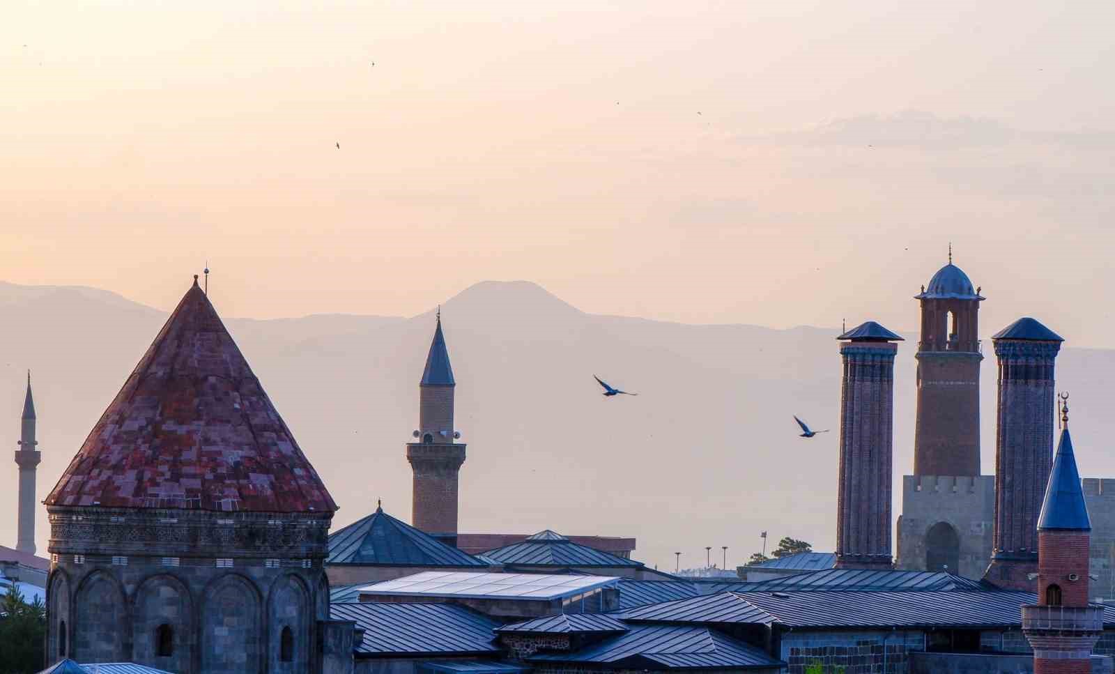 erzurum-da-903-tasinmaz-kultur-varligi-bulunuyor