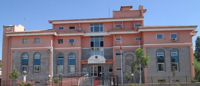 cesitli-suclardan-aranan-sahis-yakalandi
