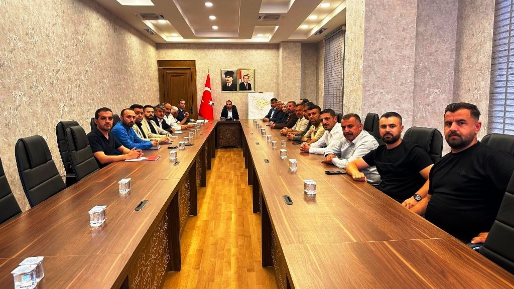 silopi-de-dev-sera-otb-projesi-icin-toplanti-duzenlendi