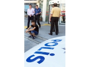 Kaynanasını Kanlı Bezle Tehdit Edip 9 Bin Tl Gasp Eden Damada 6 Yıl Hapis