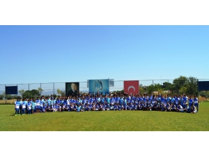 Yunusemre’nin Futbol Kursuna Yoğun İlgi