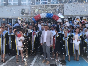 Mesleki Eğitim Merkezinden Görkemli Mezuniyet