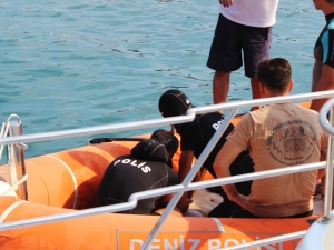 Deniz Polisinin Çabası Genç Kadını Kurtarmaya Yetmedi