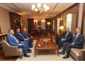 Bakan Akar, Iraklı Heyet İle Yapılan Toplantıya Katıldı