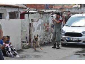 Polisten ’Fırtına’lı Uyuşturucu Baskını