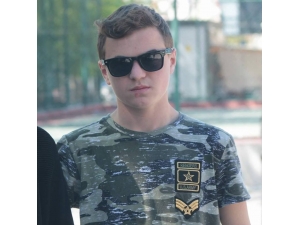 Şakalaşırken Ateş Alan Tüfekle Arkadaşını Öldürdü