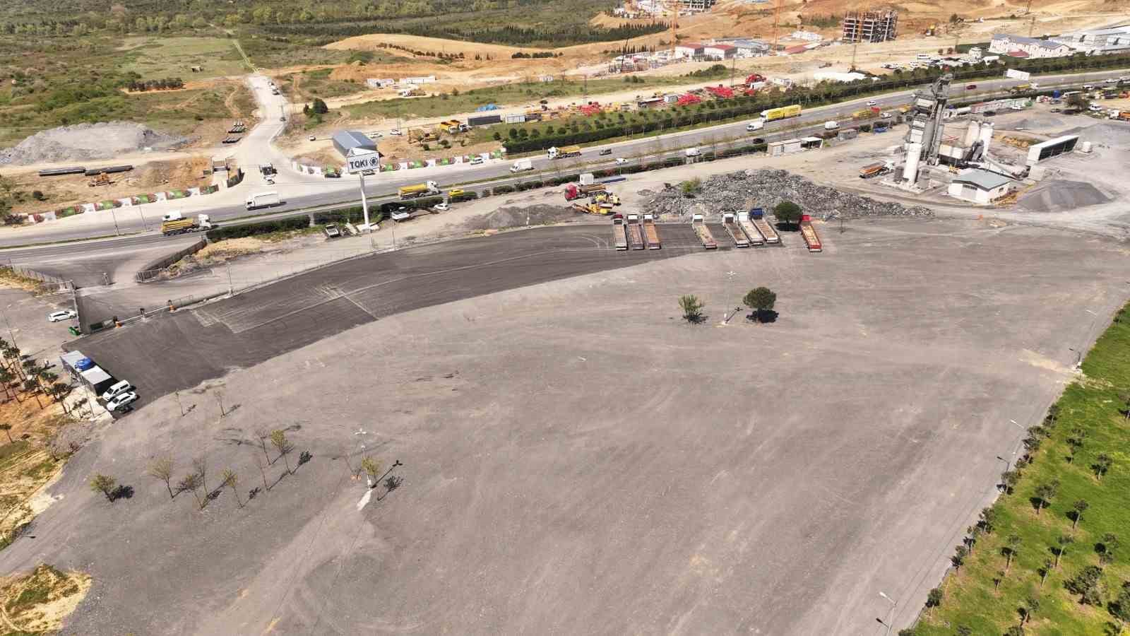 esenler-de-buyuk-araclara-ozel-otopark-hizmete-acildi