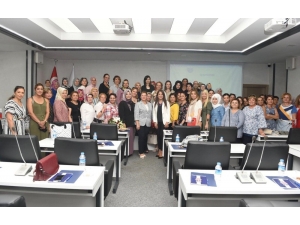 Kadın Meclisinin Yeni Başkanı Demirözer