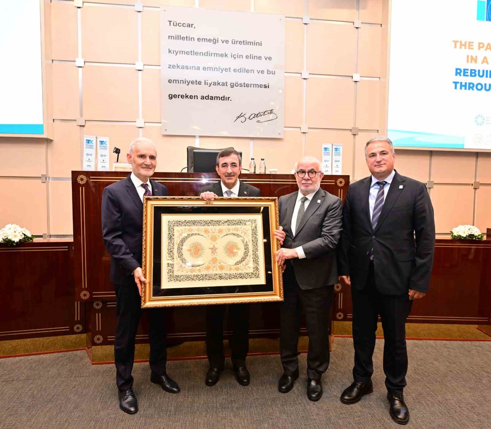 cumhurbaskani-yardimcisi-yilmaz-turkiye-ekonomisinin-kesintisiz-buyume-suresi-24-ceyrege-ulasti